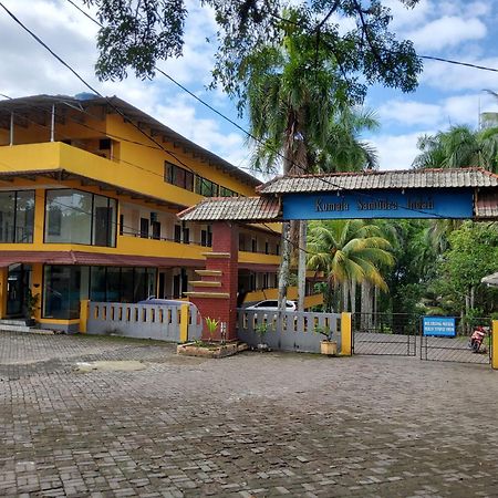 Hotel Kumala Samudra Cikakak Экстерьер фото