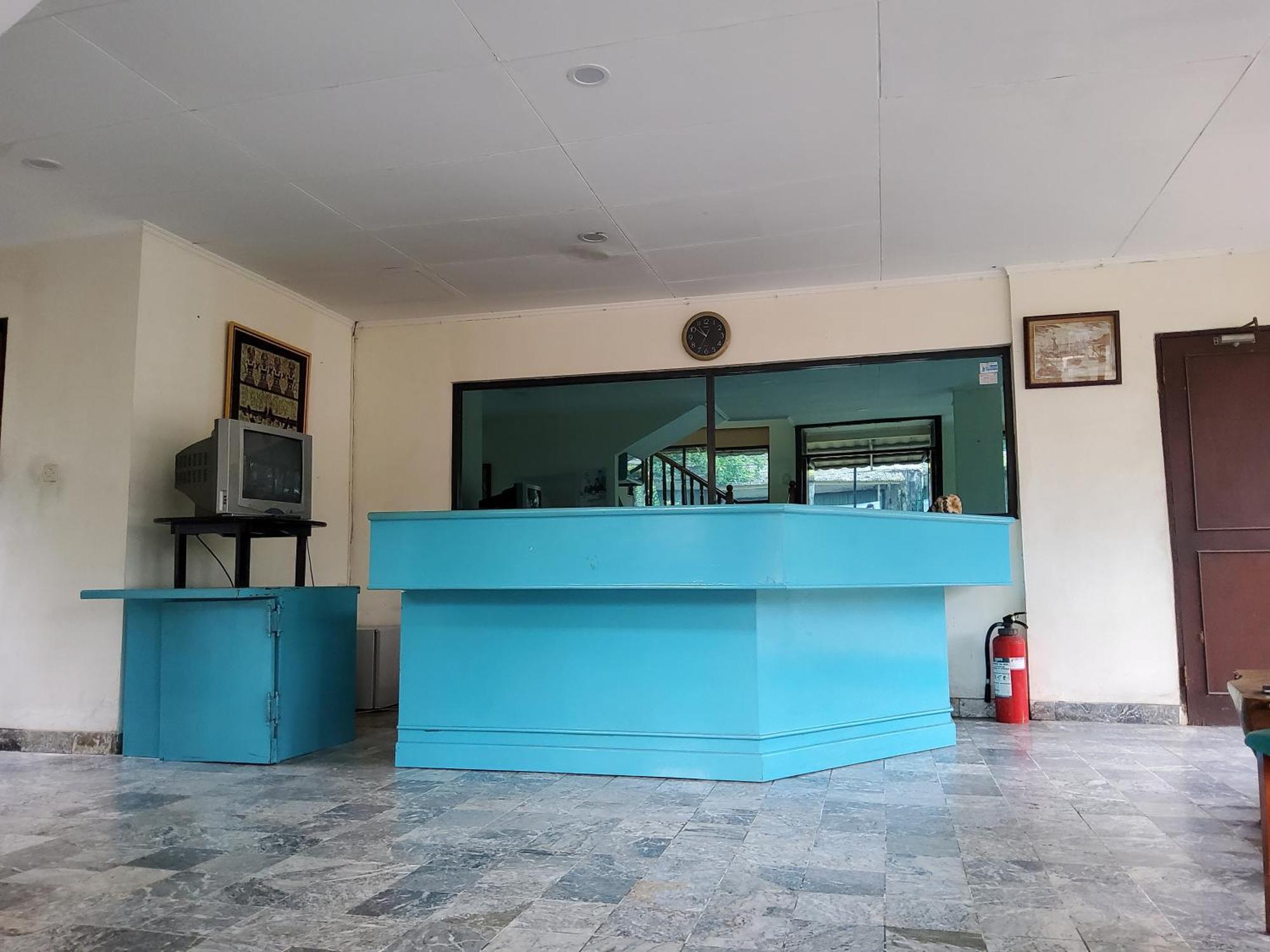 Hotel Kumala Samudra Cikakak Экстерьер фото